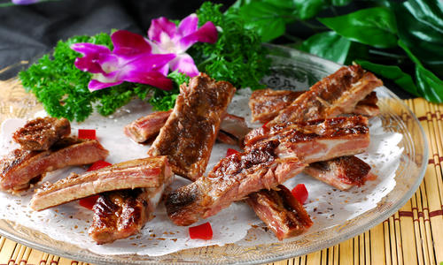 玉米起腻虫是什么起因 起腻起因引起玉米矮花叶病