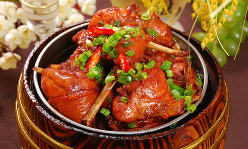 蕨菜泡了两天还能吃吗 为了去掉蕨菜的蕨菜毒性